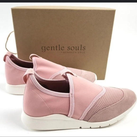 Gentle Souls By Kenneth Cole - Picture 2 of 7